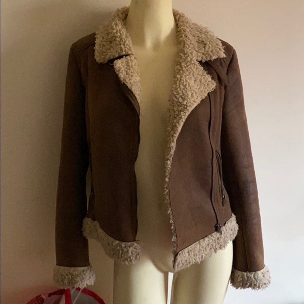 [SOLD]🥺H&M warm fur combo jacket. - Picture 4 of 6